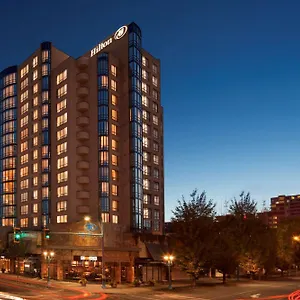 https://hilton-vancouver-airport.richmond-hotels.com